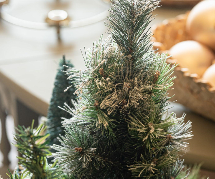 Choosing the Perfect Christmas Tree Skirt